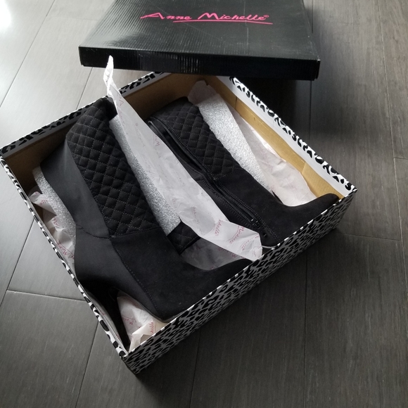 Stiletto Boots - Picture 5 of 6